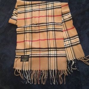 Plaid scarf